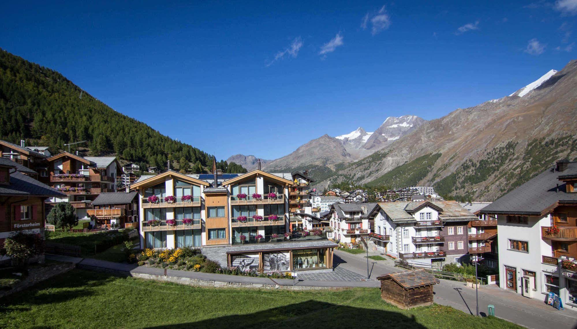 Berghof Garni - The Dom Collection Bed & Breakfast Saas Fee Dış mekan fotoğraf
