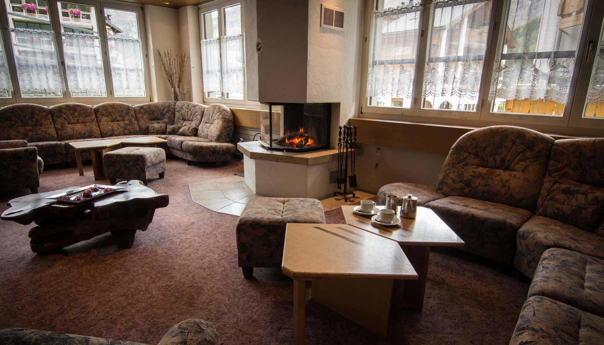 Berghof Garni - The Dom Collection Bed & Breakfast Saas Fee Dış mekan fotoğraf